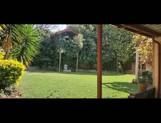 4 BEDROOM HOUSE FOR SALE IN SILVERFIELDS PARK